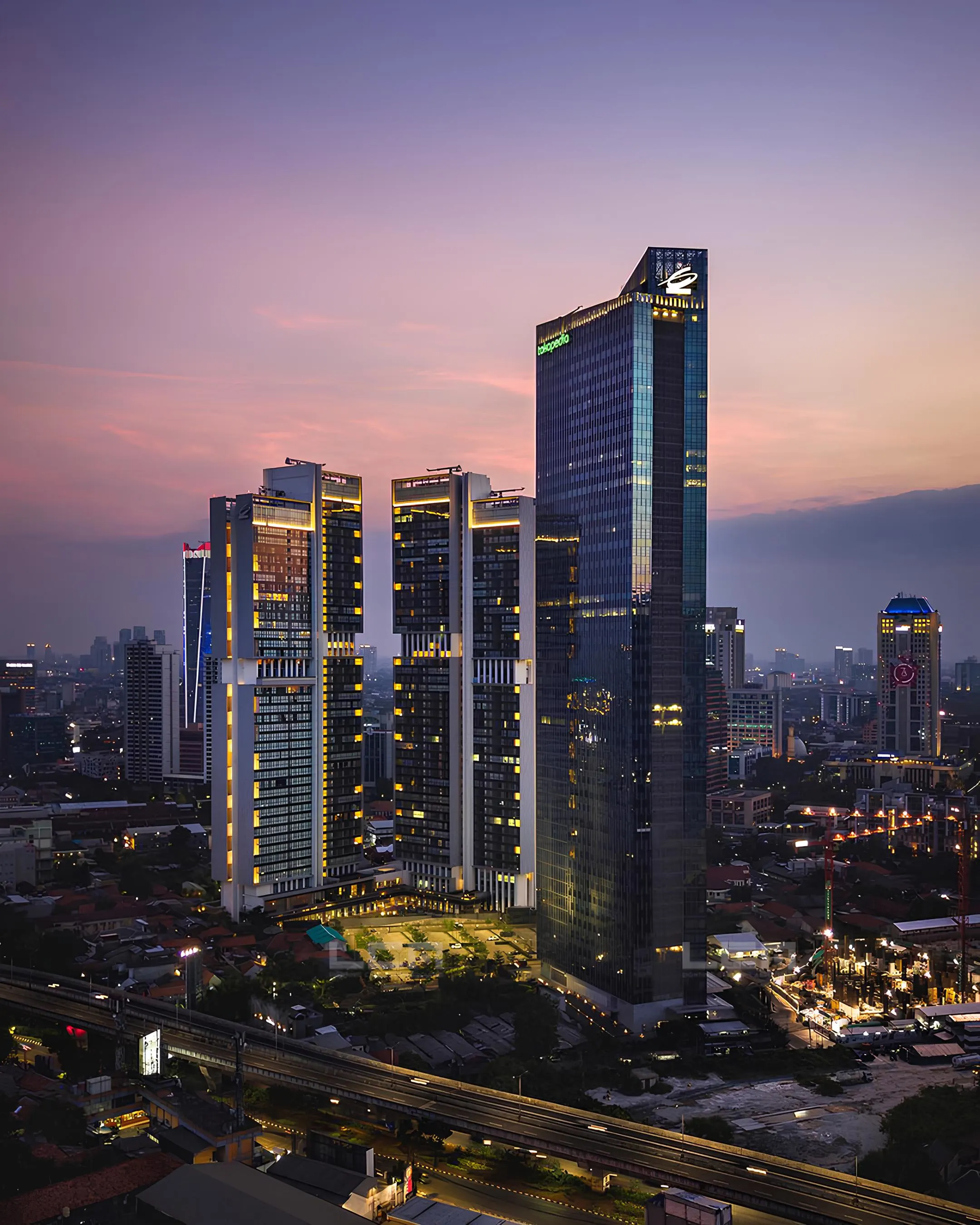 Ciputra World 2 Office