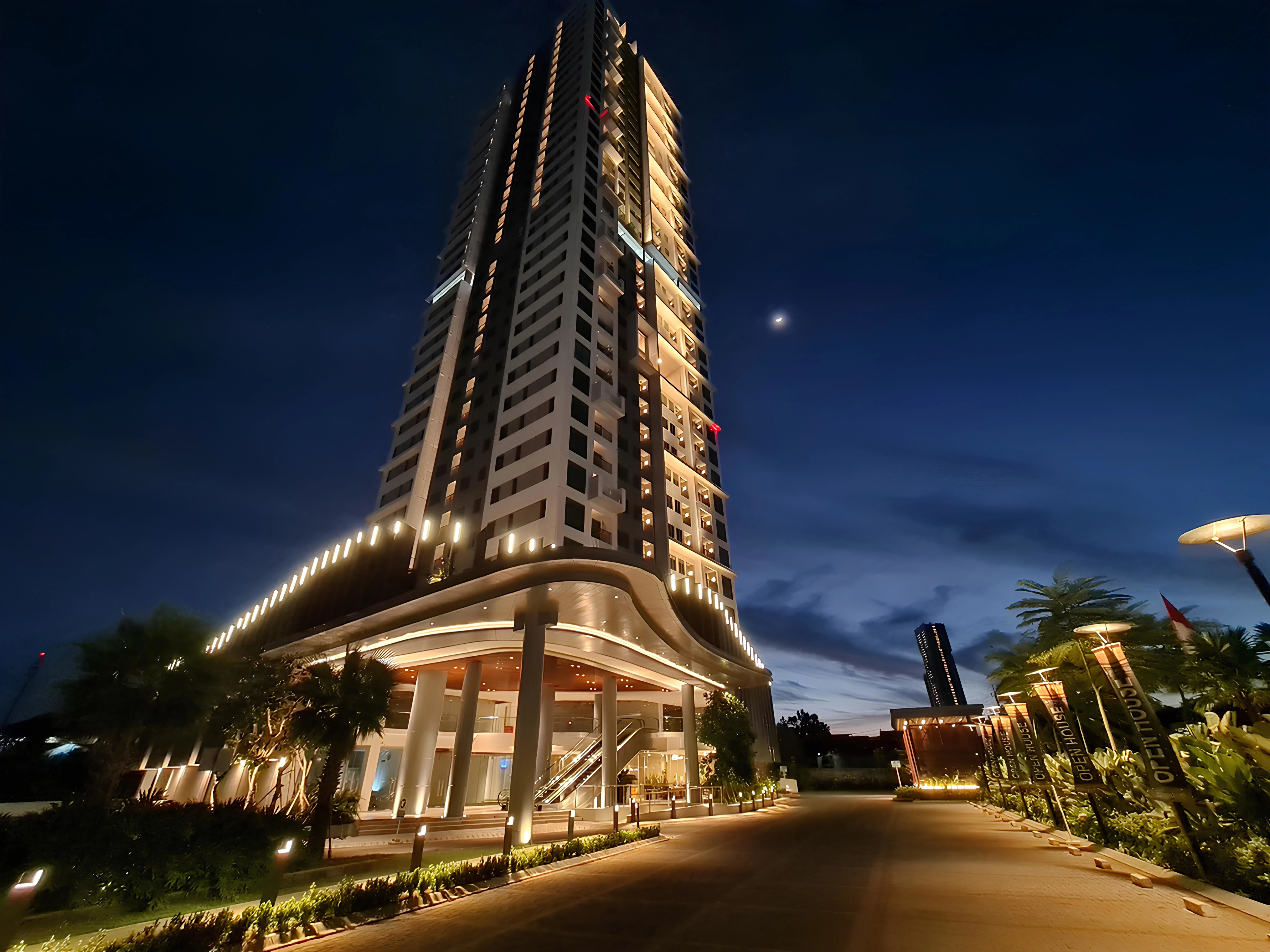 Darmo Hill Apartment